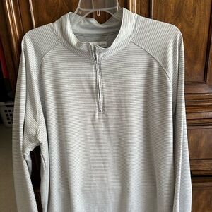 Peter Millar quarter zip.   XL